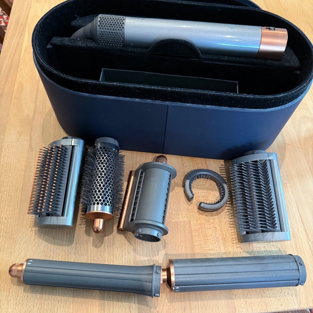 Dyson Airwrap with all attachments nickel/copper